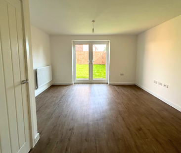 2 bedroom semi-detached house to rent - Photo 4