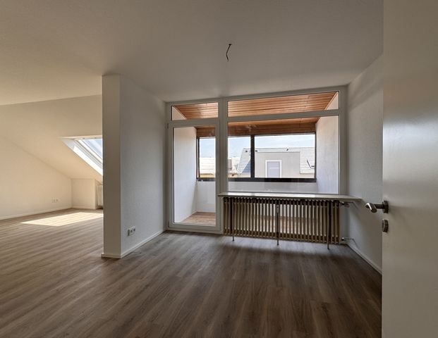 Vollständig sanierte 2,5 Zimmer Wohnung mit Loggia in Mainz Finthen - Photo 1