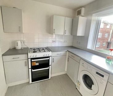 1 bedroom flat to rent - Photo 6