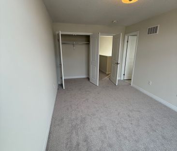 For Lease - 660 Colborne Street Unit# 158, Brantford, Ontario - Photo 3