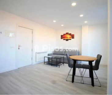 Piso en alquiler en Calle de Monederos - Photo 2