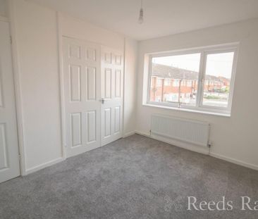 3 bedroom apartment to rent - Photo 3