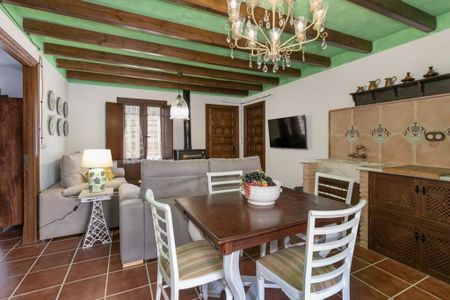 7 room luxury Farmhouse for rent in Montefrío, Andalusia - Photo 2