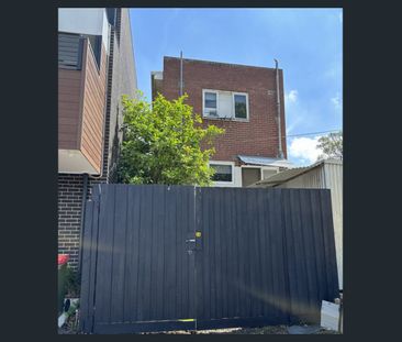 3-Bedroom Unit in Kilsyth - Photo 6