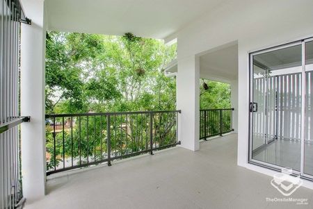 Perfectly Located 2-Bedroom Unit in Leafy St Lucia - Photo 5