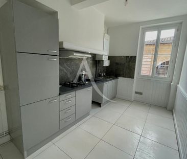 Location Appartement 2 pièces 43m² - Photo 4