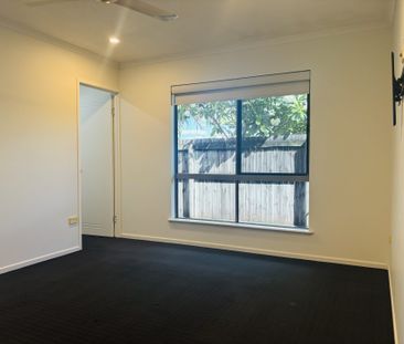 69 Makybe Diva Drive, 4740, Ooralea - Photo 3