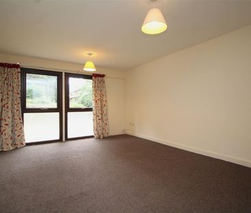 The Drive, Peterborough - Photo 2