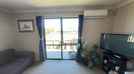 2-bedroom unit, Manurewa - Photo 2