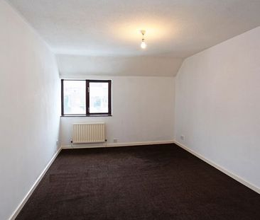 Pageant Drive, Aqueduct, Telford - Photo 2