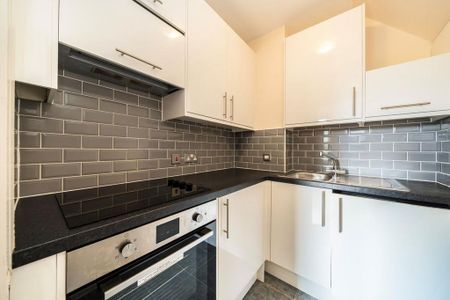 1 bedroom flat to rent - Photo 3