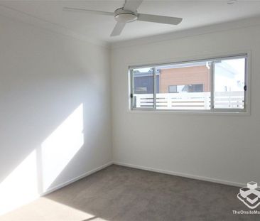 4 br Townhouses next door to Sunnybank Hills State School - Photo 4