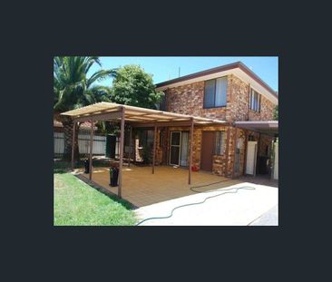 23 Kwinana Cres, Port Noarlunga South, SA 5167 - Photo 1