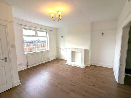 2 bedroom terraced house to rent - Photo 3