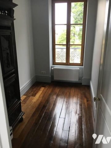 Maison CENTRE BOURG SARAN - Photo 3