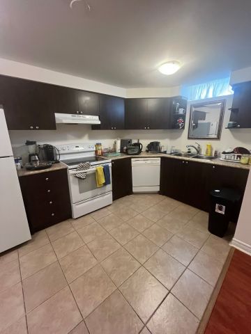 For Lease - 4594 Bismark Crescent, Mississauga, Ontario - Photo 4