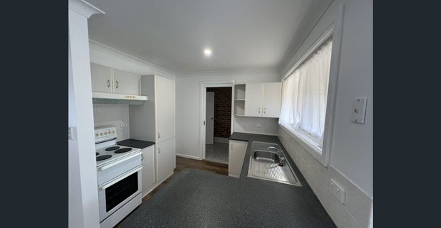 Modern 2 Bedroom Unit - Photo 1