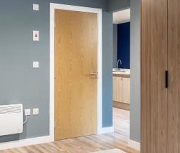 50% off your first month’s rent if you sign up in April! A student ... - Photo 6