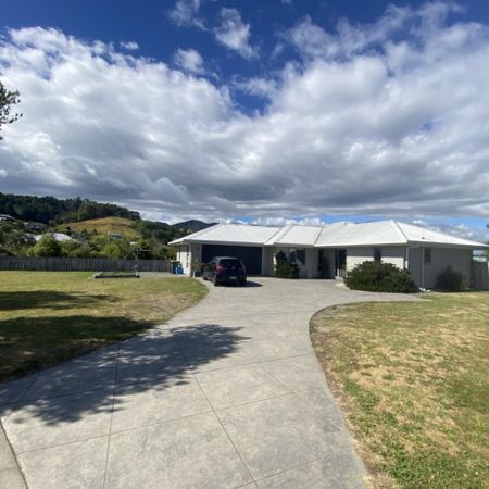MODERN AND FENCED IN STOKE - Photo 3