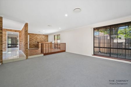 Spacious 5 Bedroom Family Home in Booragoon - Photo 4