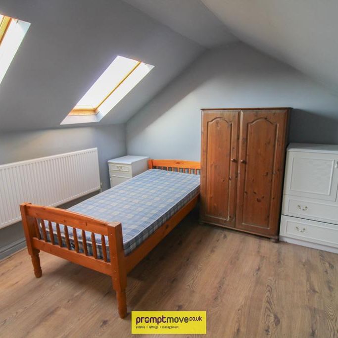 2 bedroom maisonette to rent - Photo 1