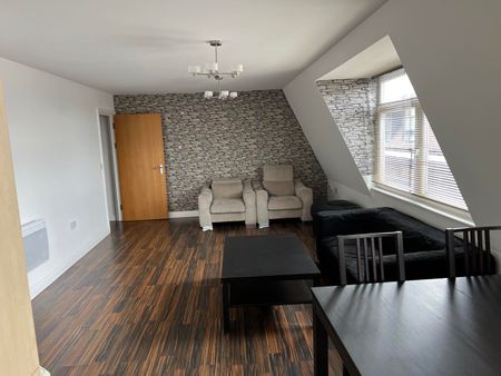 2 Bed Flat, Victoria Place, BS5 - Photo 2