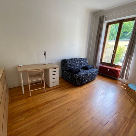 Location Appartement 1 pièce 25m² CHAMBERY 73000 - Photo 3
