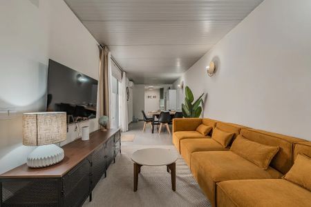 Carrer Baró de Maldà, L'Hospitalet de Llobregat, Catalonia 08901 - Photo 3