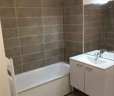 2 pièces - 37,7 m² - 3ème étage - Colocation non autorisée - Photo 5