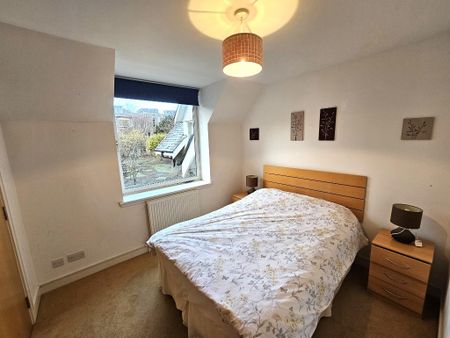 2 bedroom end of terrace house to rent - Photo 4