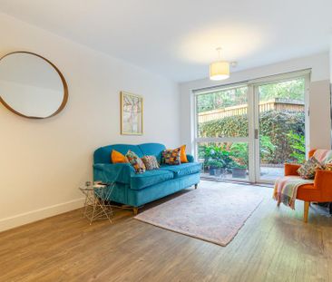 1 bedroom flat to rent - Photo 2