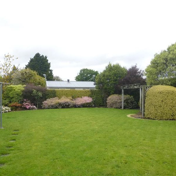 Trentham Living - Photo 1