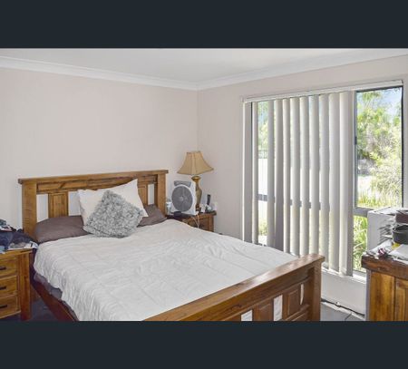 6 Caulfield Close, Little Mountain, Qld 4551 - Photo 5