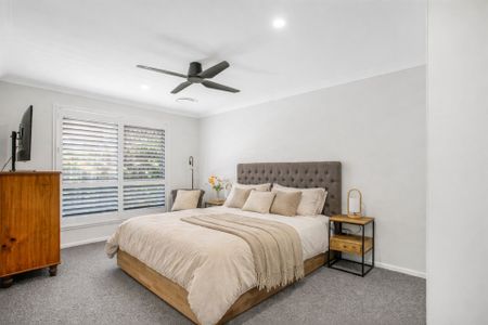 Fully Furnished Coastal Waterfront Retreat with Private Pontoon & Pool - Photo 5