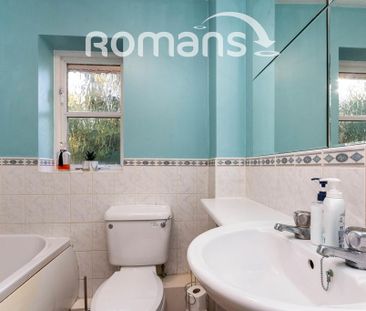 3 bedroom terraced house to rent - Photo 2