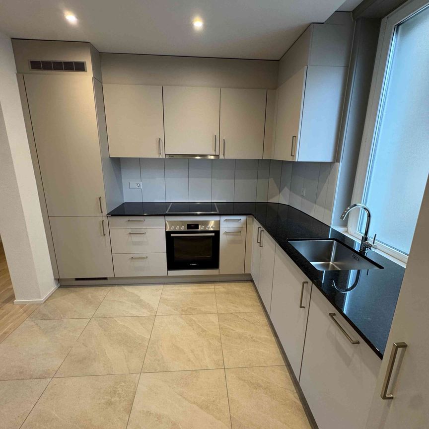 4.5 Zimmer, 98 m², 2. Stock - Photo 1