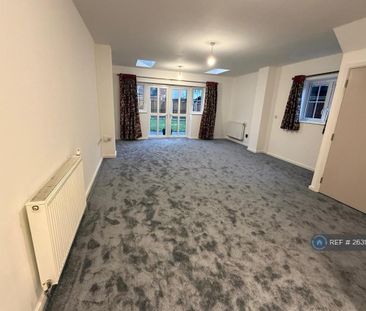 3 bedroom end of terrace house to rent - Photo 4