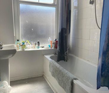 5 bedroom house to rent - Photo 2