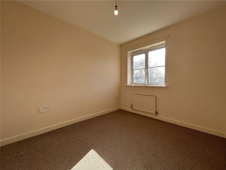 Sheridan Road, Burnham-on-Sea, Somerset, TA8 - Photo 2