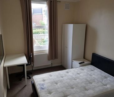 Room in a Shared House, Earlsdon Avenue North, CV5 - Photo 5