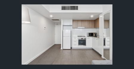 Studio Apartment in the Heart of Adelaide - Dual Key Living - Photo 3