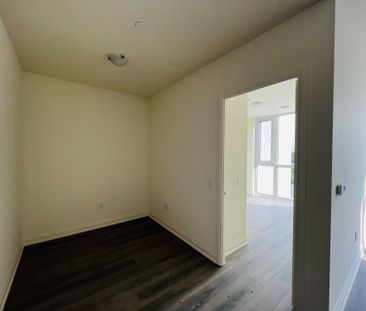 For Lease - 509 Dundas Street Unit# 207, Oakville, Ontario - Photo 4