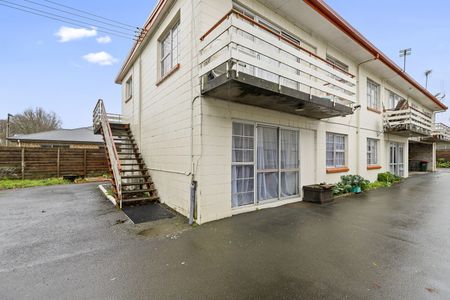 79A Firth Street, Hamilton East — - Photo 3