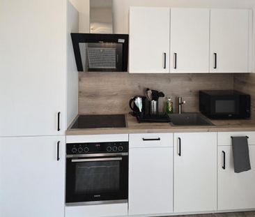 Neues 1-Zimmer-Apartment, bequem möbliert und voll ausgestattet, to... - Photo 1