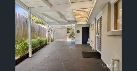 Spacious Family Home with Large Garage in Prime Safety Beach Location. - Photo 4