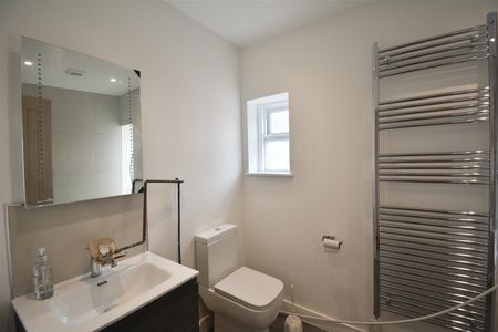The Triangle, Clevedon, North Somerset - Photo 4