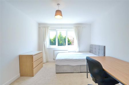 6 bedroom semi-detached house to rent - Photo 4