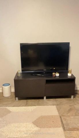 For Lease - 678 Bathurst Street Unit# 3, Toronto, Ontario - Photo 2