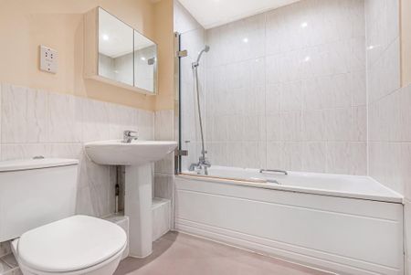 1 bedroom flat to rent - Photo 5