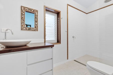 34 The Esplanade, Narrabeen NSW 2101 - House For Rent | Domain - Photo 4